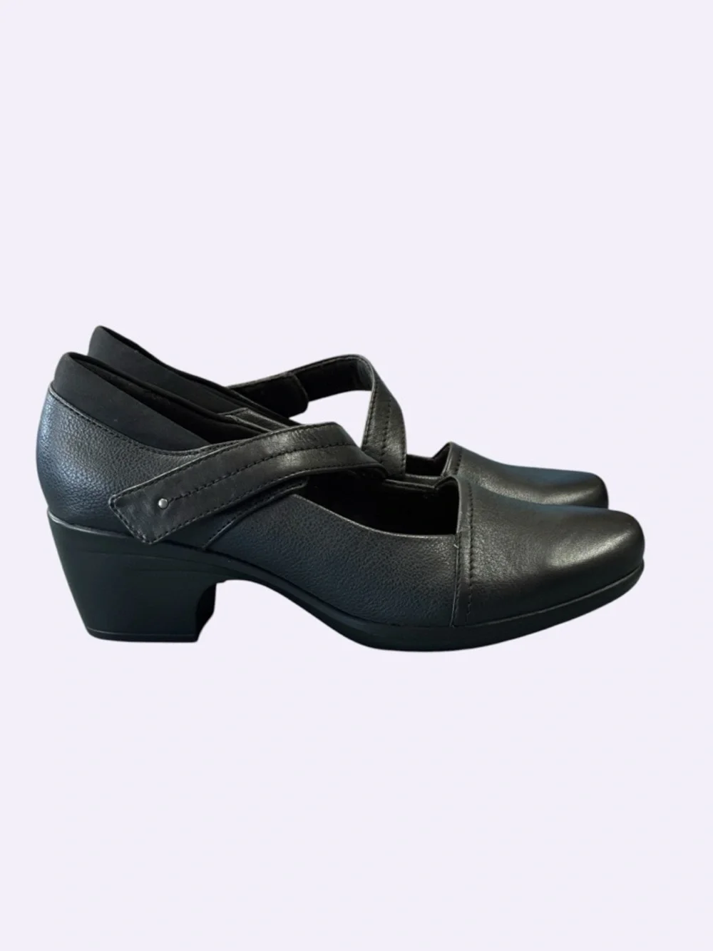 Clarks’s Classic Black Emily Pearl pump heels Sz 9.5